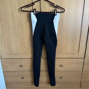 Monday Active Black and White Leggings